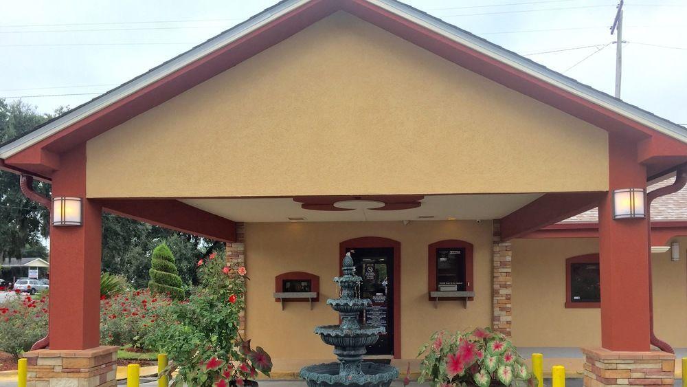Deluxe Inn - Саванна Экстерьер фото